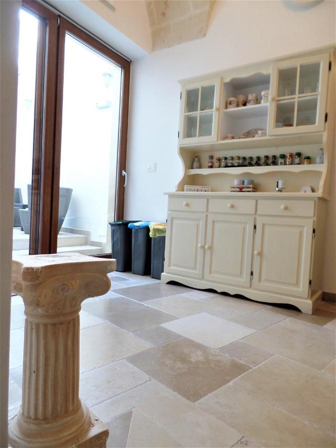 Regina Viarum Apartment, Historic City Centre Brindisi Ngoại thất bức ảnh